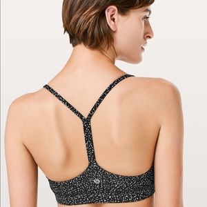 Lululemon “Flow Y-bra” in night vision size 4